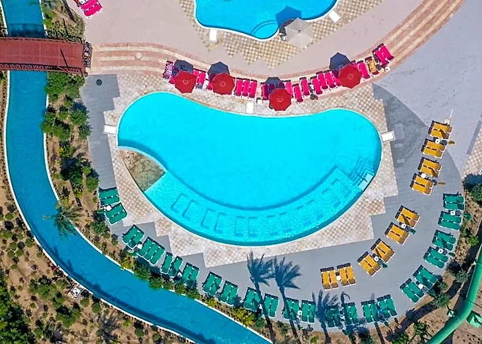 Blend Club Aqua Szálloda Gurdaka