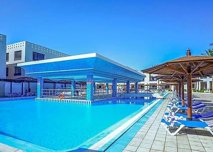 Blend Club Aqua Szálloda Gurdaka